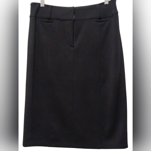 Nine West - NWOT,Black Skirt W/Belt Loops, Clasp, Zip & Button Closure, Size Med - Picture 2 of 10